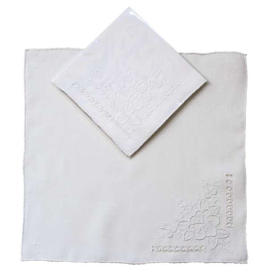 1 Spitzentaschentuch weiß, handrolliert mit aufwändiger Bestickung - STUCO