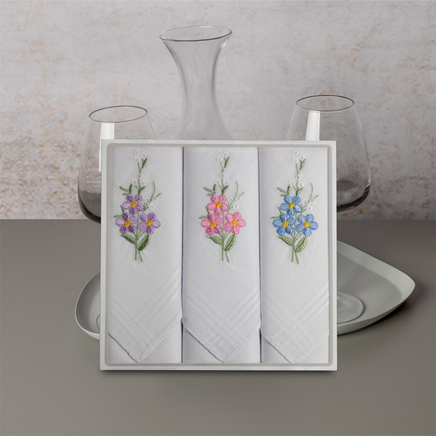 Besticktes 3er Set Geschenkbox | Damentücher mit feinem Blumenstick | 29x29cm